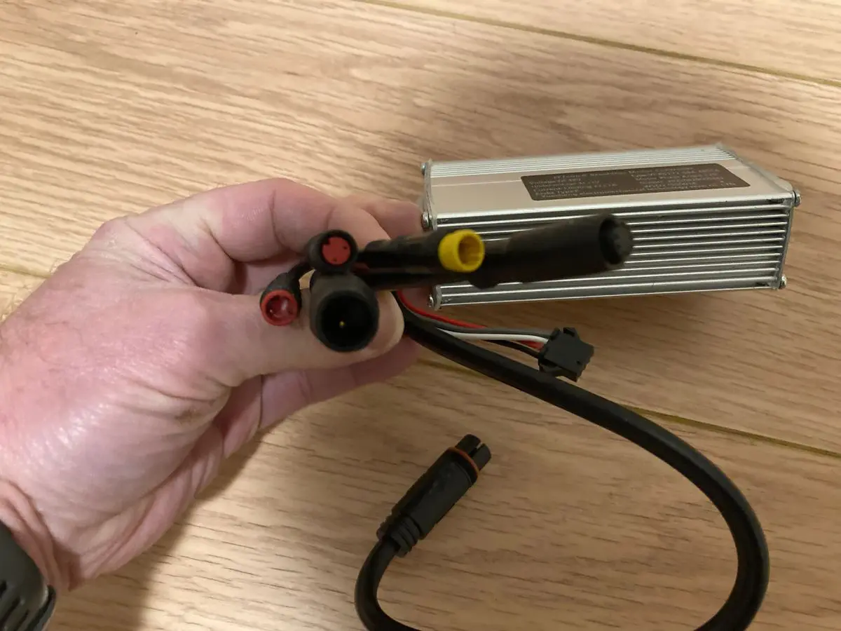 Electronic device with cables